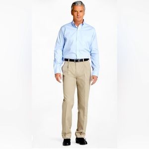 Brooks Brothers Advantage Chino in Thompson Fit